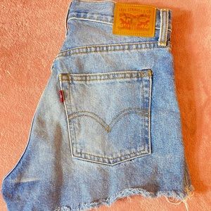 Levi’s shorts